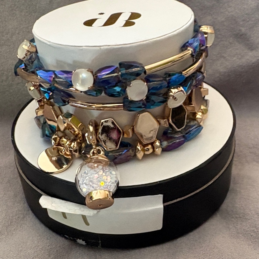 Chic Gold and Blue Beaded Bracelet Set